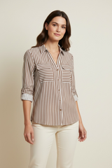 Camicia a righe con tasca sul davanti