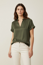 Maglia leggera scollo a v stondata