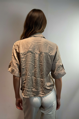 Camicia con doppia tasca sul petto