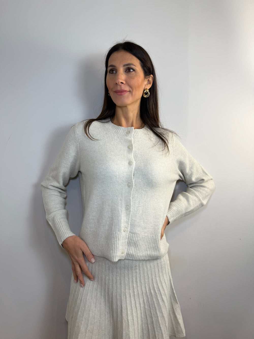 CARDIGAN CORTO IN LANA CON BOTTONCINI - image 2