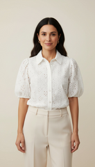 Camicia traforata con ricami