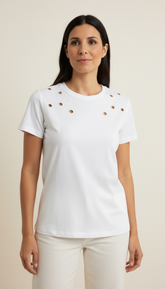 T-shirt con ricami sulle spalle