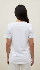 T-shirt con ricami sulle spalle