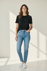 T-shirt con pietre bianche e nere