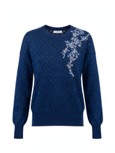MAGLIA IN LUREX CON RICAMO PERLINE