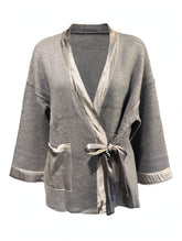 CARDIGAN KIMONO CON DETTAGLI IN RASO LUCIDO