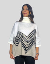 MAGLIA CON STAMPA GEOMETRICA