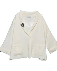 Cardigan con spilla
