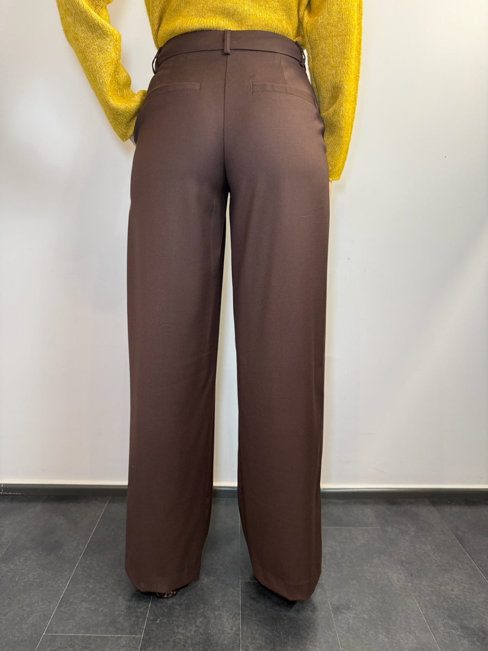 PANTALONE PALAZZO CON PENCES - image 2