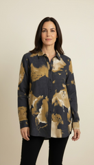 Camicia oversize con stampa astratta
