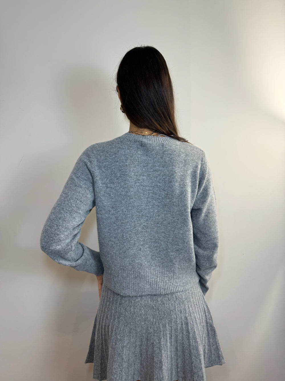 CARDIGAN CORTO IN LANA CON BOTTONCINI - image 5