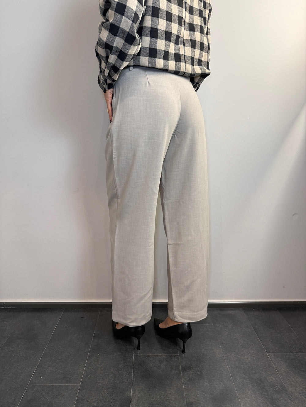 PANTALONE A PALAZZO CINTURA SARTORIALE - image 2