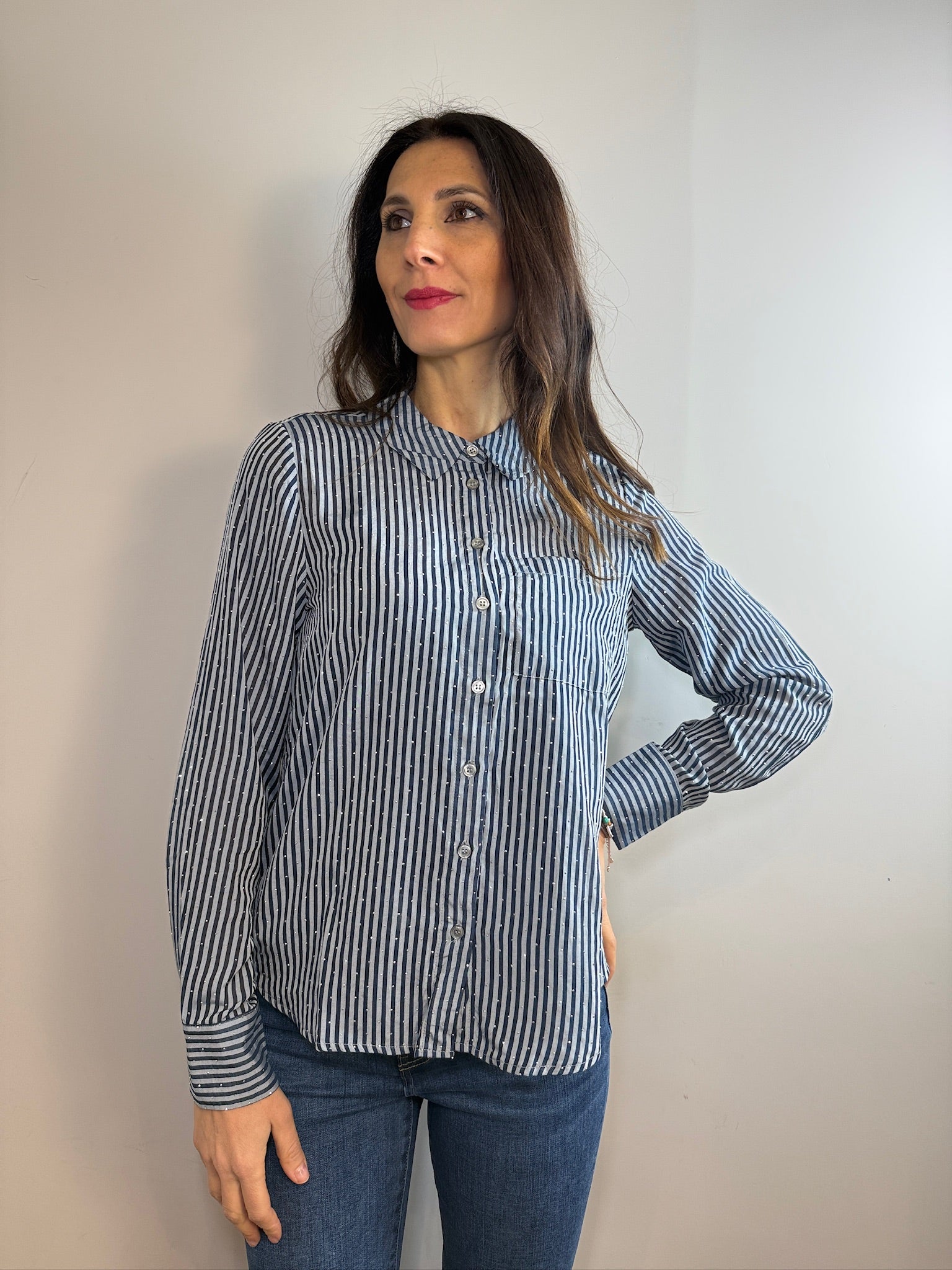 Camicia a righe con strass