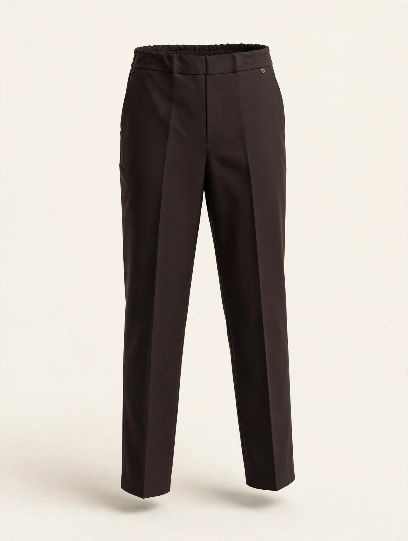 Tailleur con giacca monopetto con fibia e pantalone dritto