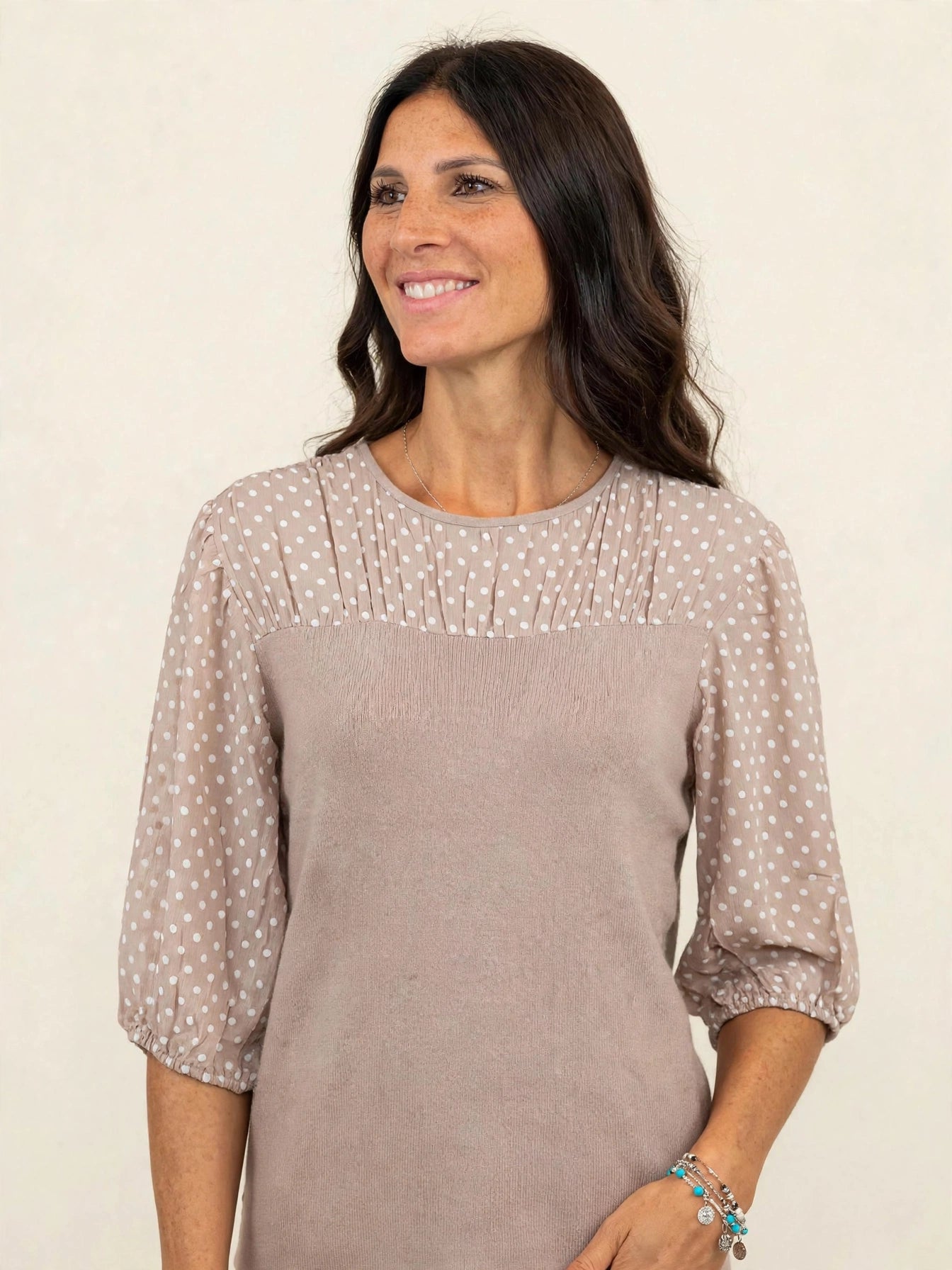 MAGLIA CON MANICHE A PALLONCINO IN VOILE A POIS