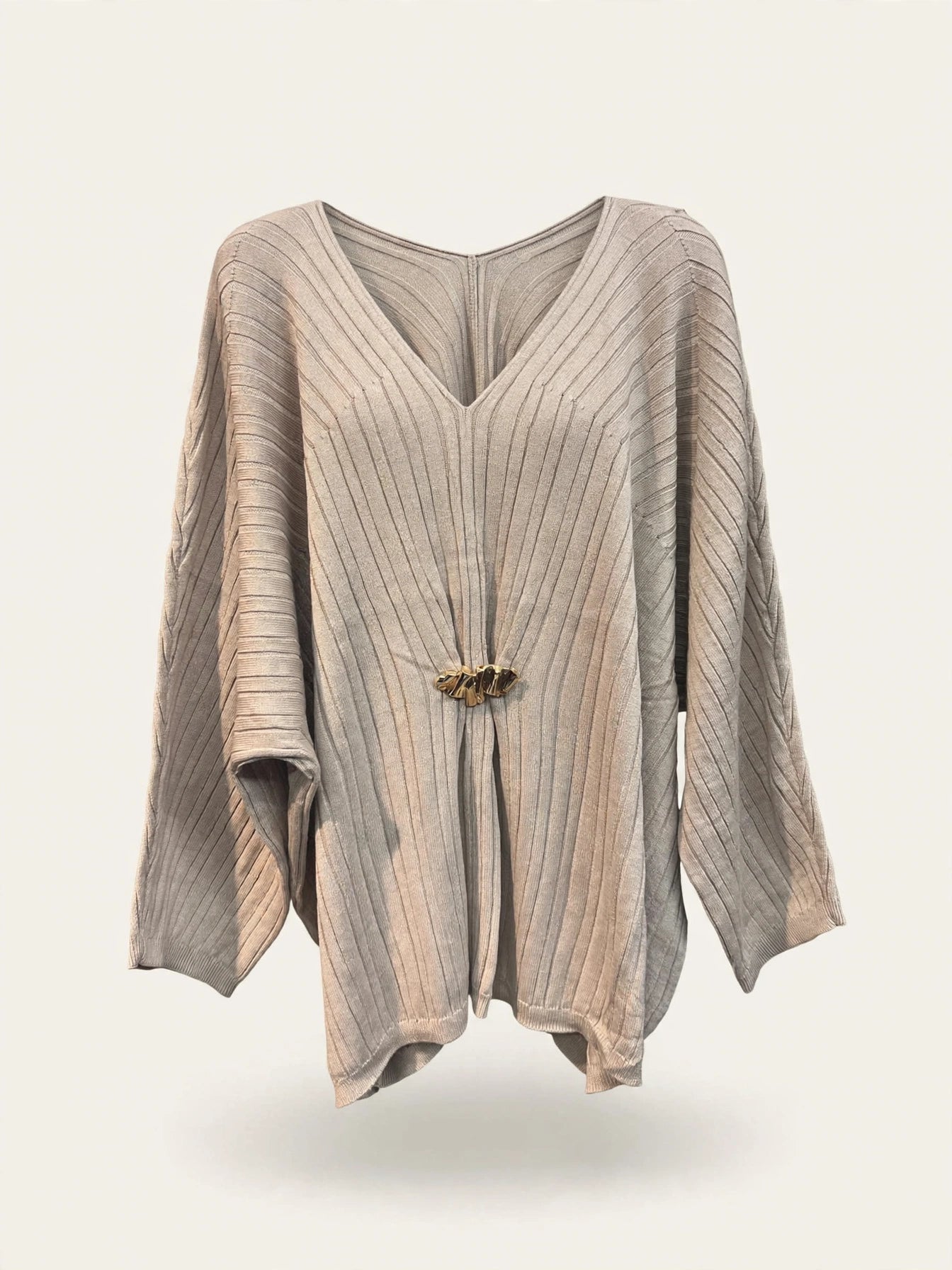 MAGLIA PONCHO CON DETTAGLIO CENTRALE ORO