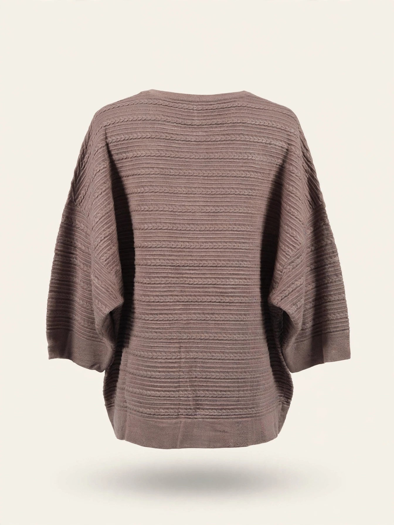 MAGLIA OVER LAVORAZINE TRECCIA E BOTTONE MANICA