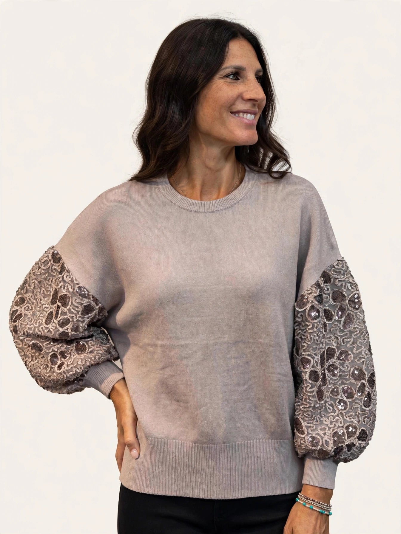 MAGLIA CON MANICHE IN VELO E VELLUTO