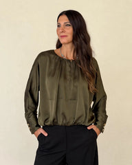 BLUSA IN RASO CON BOTTONI GOLD