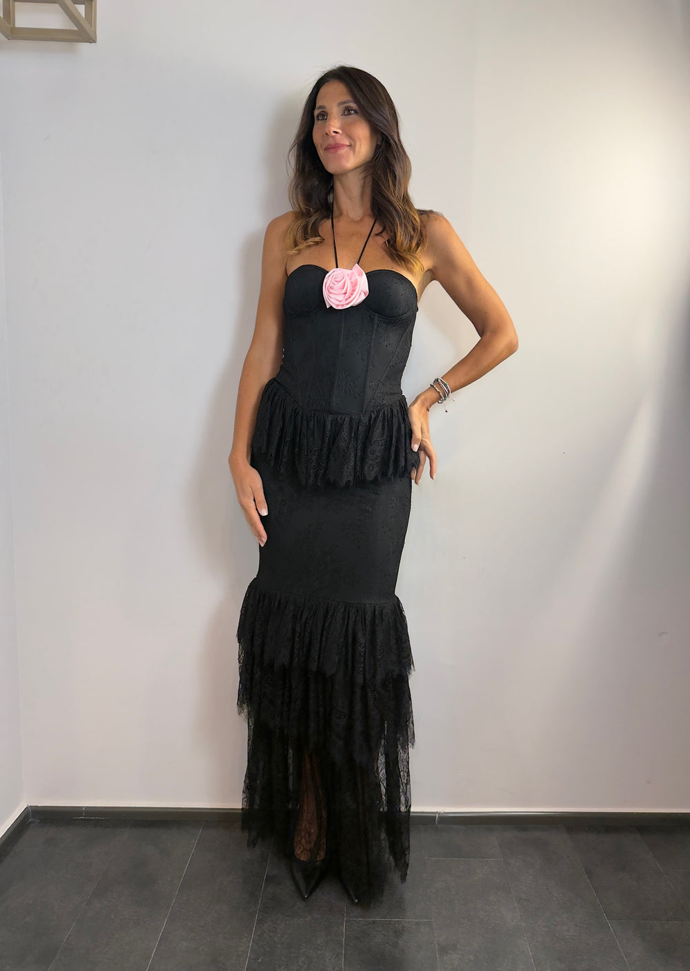 ABITO IN PIZZO EFFETTO BUSTIER