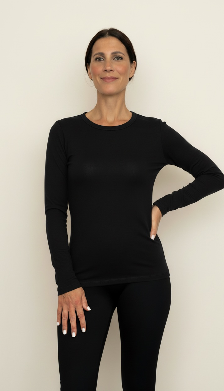 T-shirt manica lunga aderente girogola