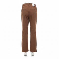 Pantalone dritto con elastico dietro e passanti