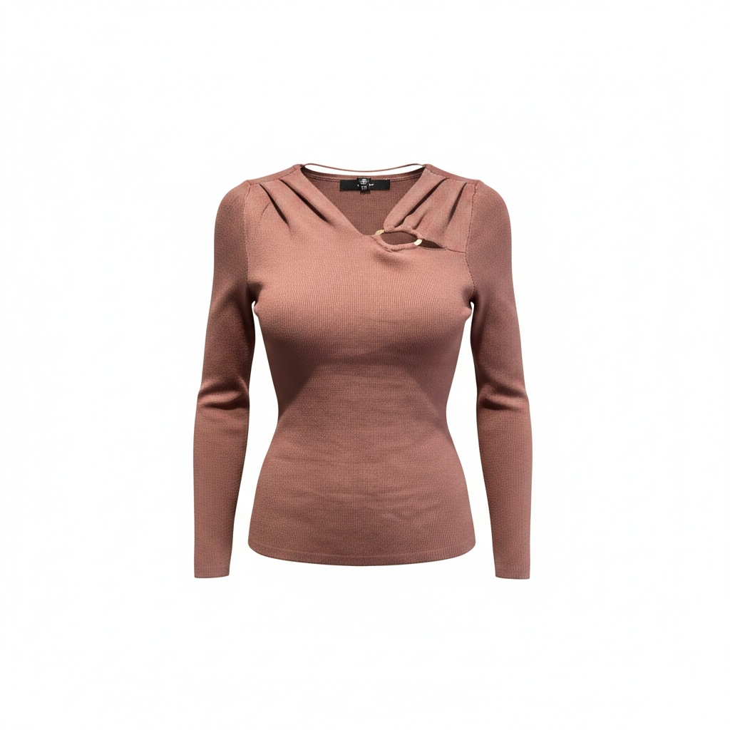 Maglia a costine con dettaglio dorato sul petto