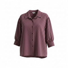 Camicia a righe verticali e maniche a tre quarti